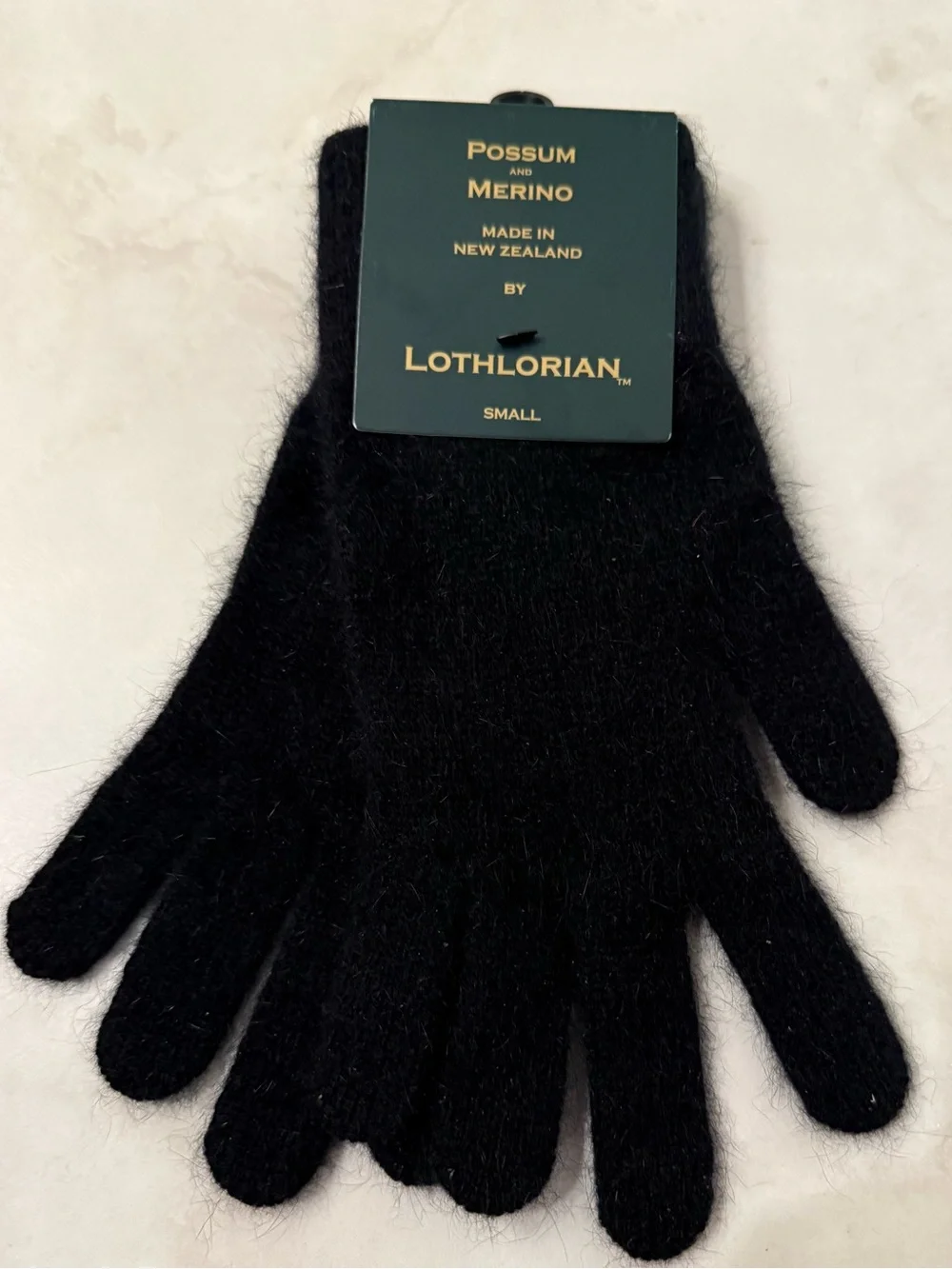 Lothlorian Possum Merino Wool Gloves Black Small Made in New Zealand NWT